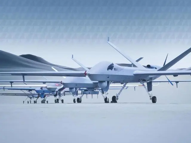 翼龙-X等20余型国产军用无人机亮相航展，，，，，，，，无人机协同系统日益完整